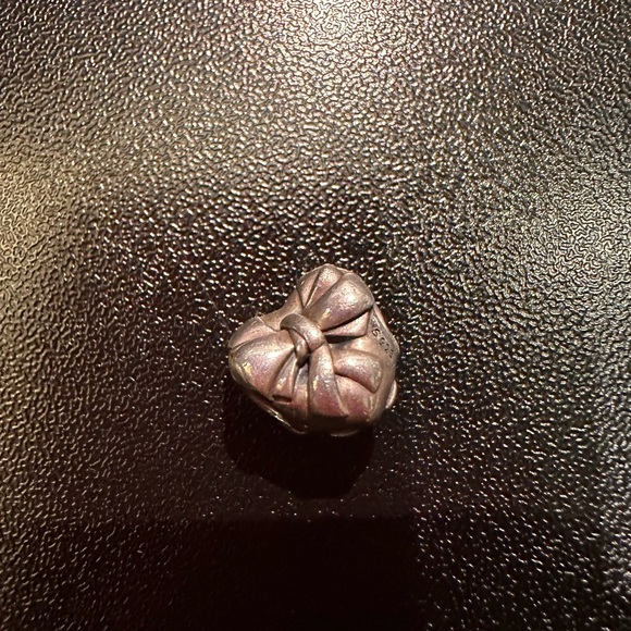 Pandora Silver Heart and Bow Bracelet Charms - Picture 3 of 9